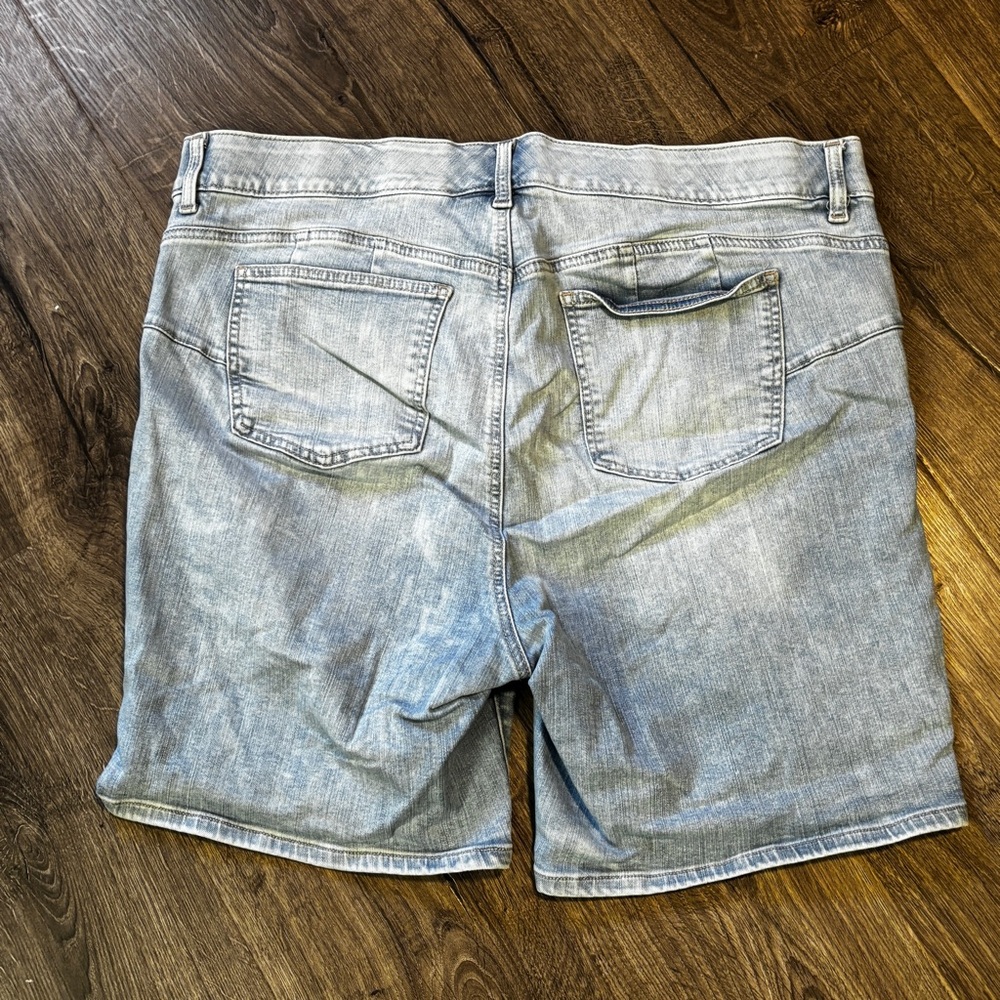 Torrid Light Blue Jean Shorts - Picture 5 of 5